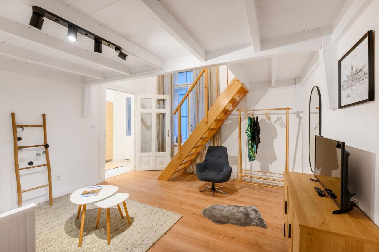 Apartman R31 Raday